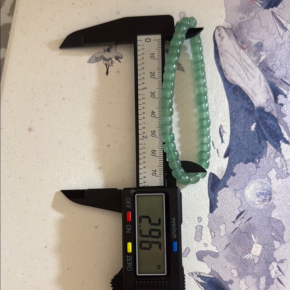 6mm Natural Green Beaded Jade Bracelet - Picture 3 of 6